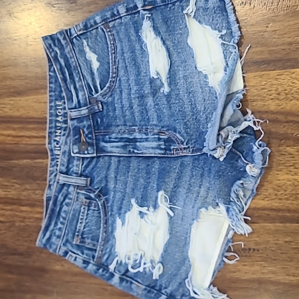 American Eagle Outfitters Mom Shorts Size 2 - Picture 3 of 6